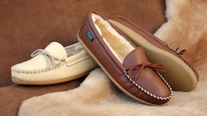 (image for) Women's Molded Sole Sheepskin Moccasin Slippers